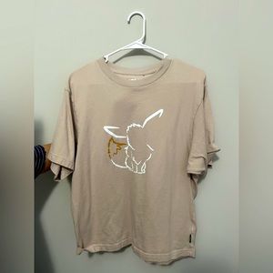 UNIQLO Eevee Pokémon Crème Shirt
